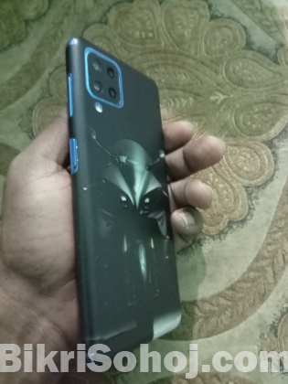 Samsung F22